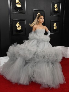 Ariana-Grande-1