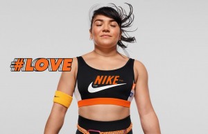 nike-sports-bra-Swoosh-One-Piece-Pad-Bra-ejercicio-soporte-problemas-1024x660