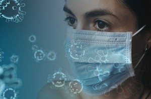 chica-con-mascarilla