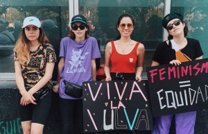 tessa-ia-mujeres-marcha-8m-1024x660