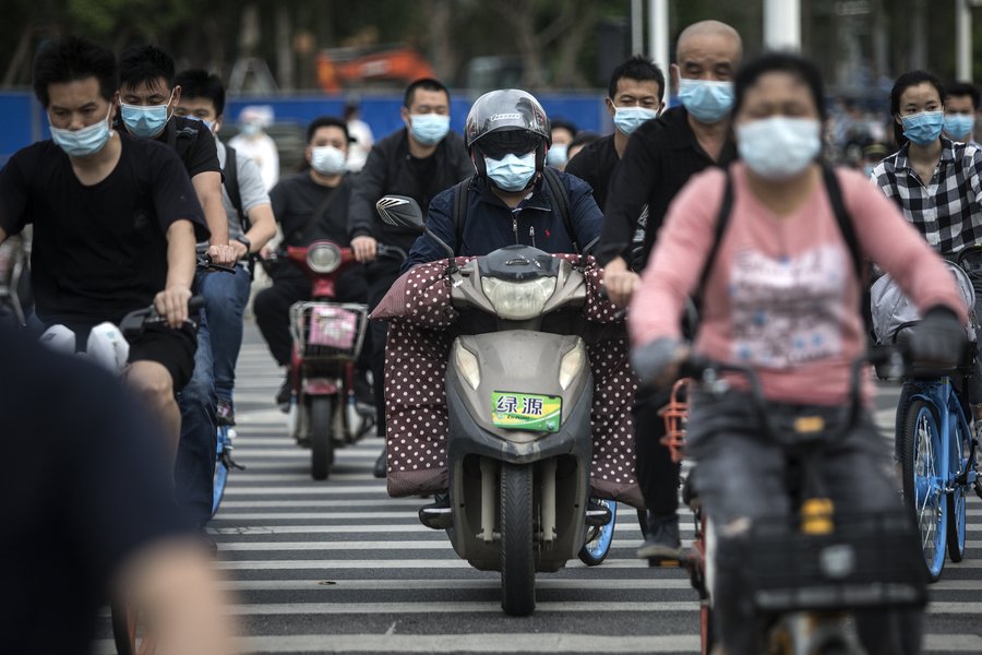 Los chinos usan mascarillas y tienen más experiencia con virus... ¡úsenla!