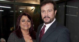 Arturo-Peniche-y-su-esposa-sufren-robo-con-violencia