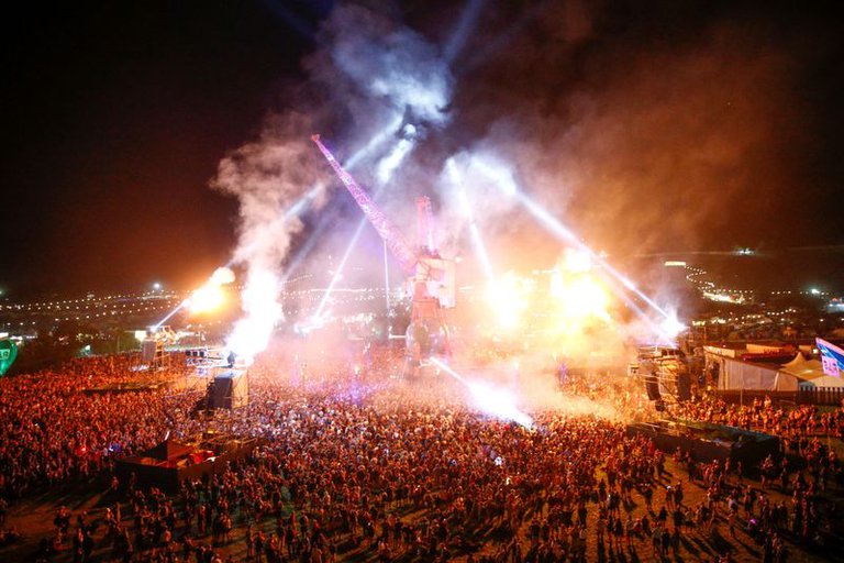 festi