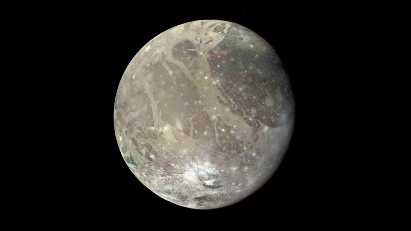 Gamínedes, la luna de Júpiter, es la luna más grande de Nuestro Sistema Solar