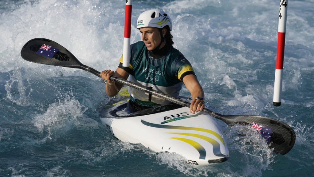 Jessica Fox Bronce Kayak