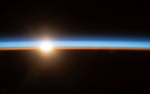 Un amanecer orbital capturado por la NASA.