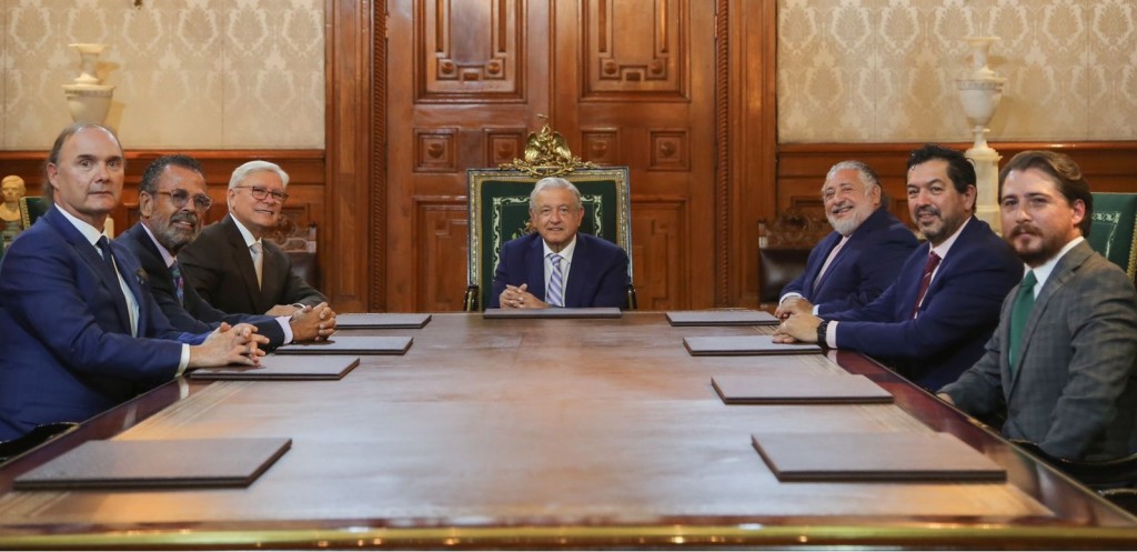 Bonilla con AMLO en Palacio - Foto Cortesía