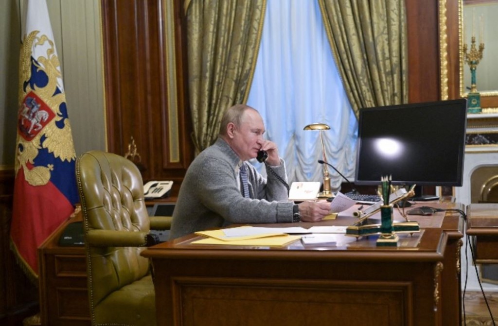 Qué pasaría si colocara misiles en México o Canadá_, pregunta Putin