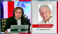AMLO felicita a Aristegui por un año de programa - YouTube