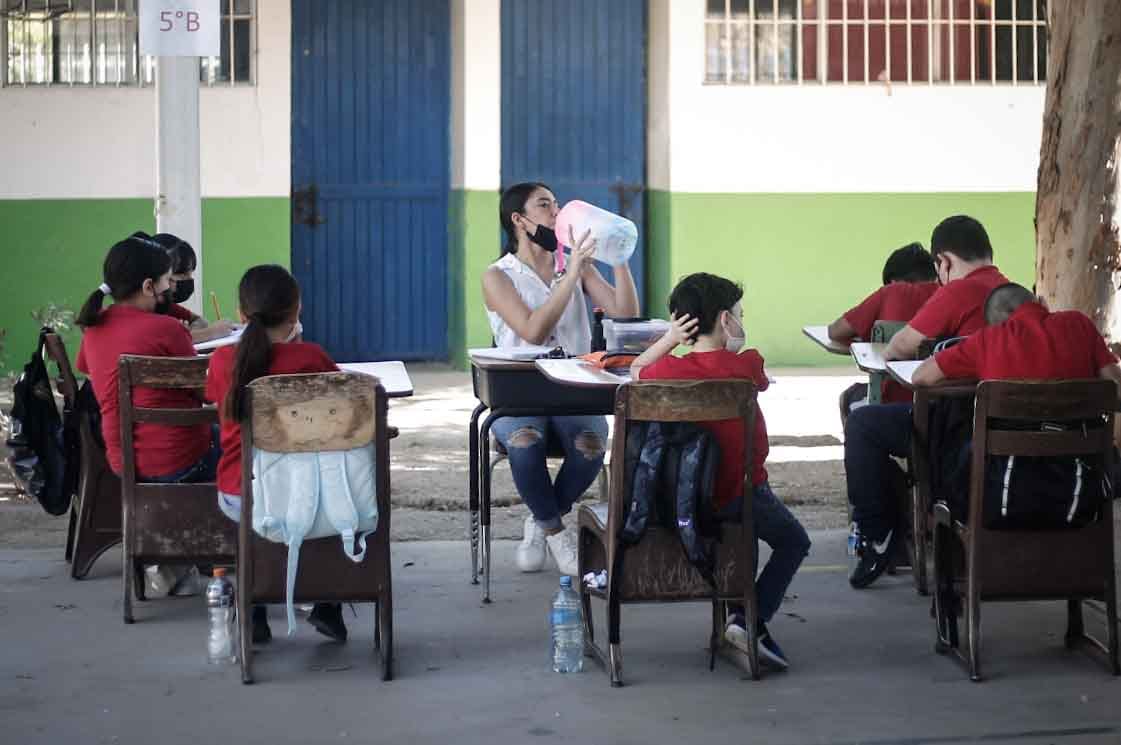 Mexicali Aulas Estudiantes - BajaNews.com