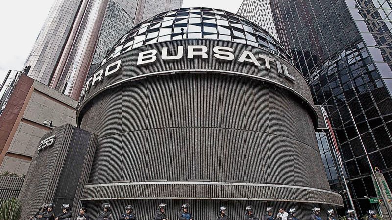 Mercado crisis - EL Financiero