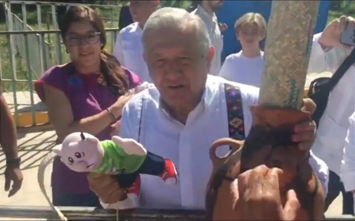 AMLO dr Simi - Aristegui.com