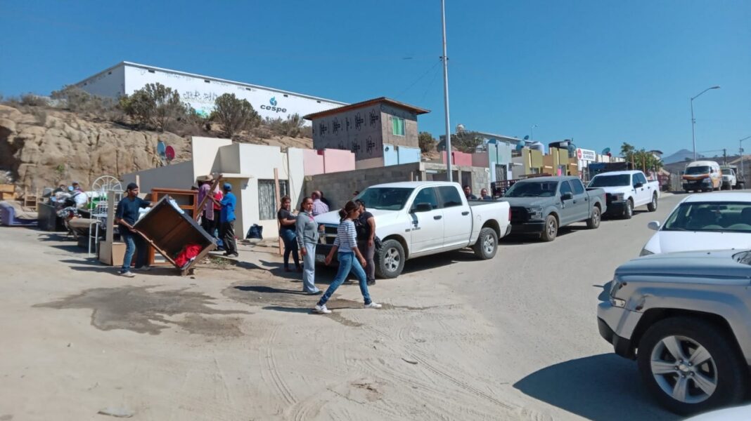 Desalojo ensenada - ZetaTijuana.com
