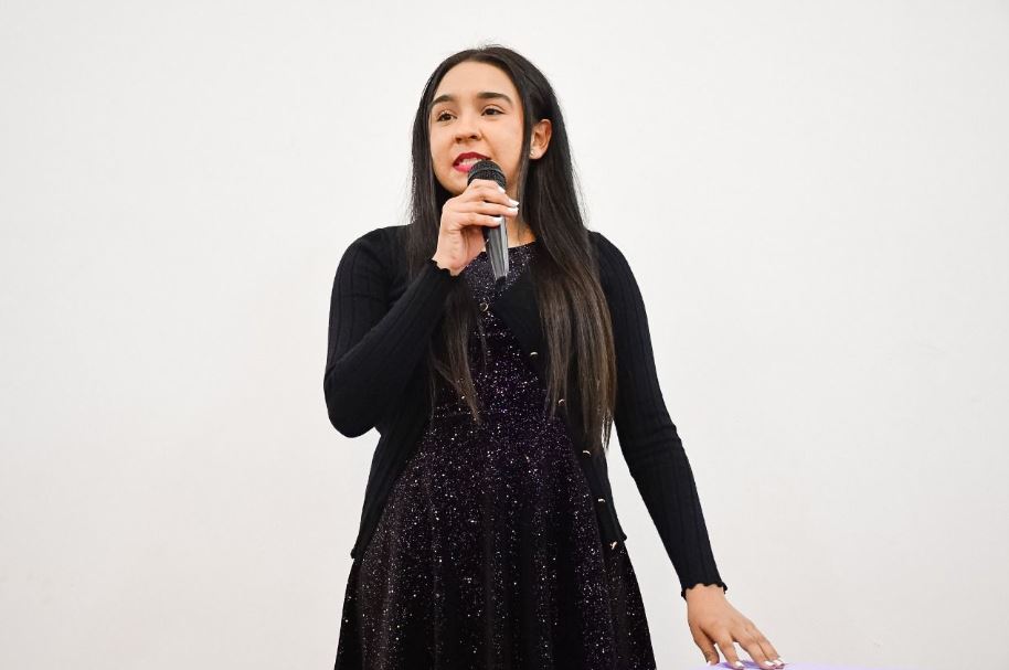 DESTACADA PARTICIPACIÓN DE ALUMNA DE COBACH BC EN CONCURSO NACIONAL DE ORATORIA