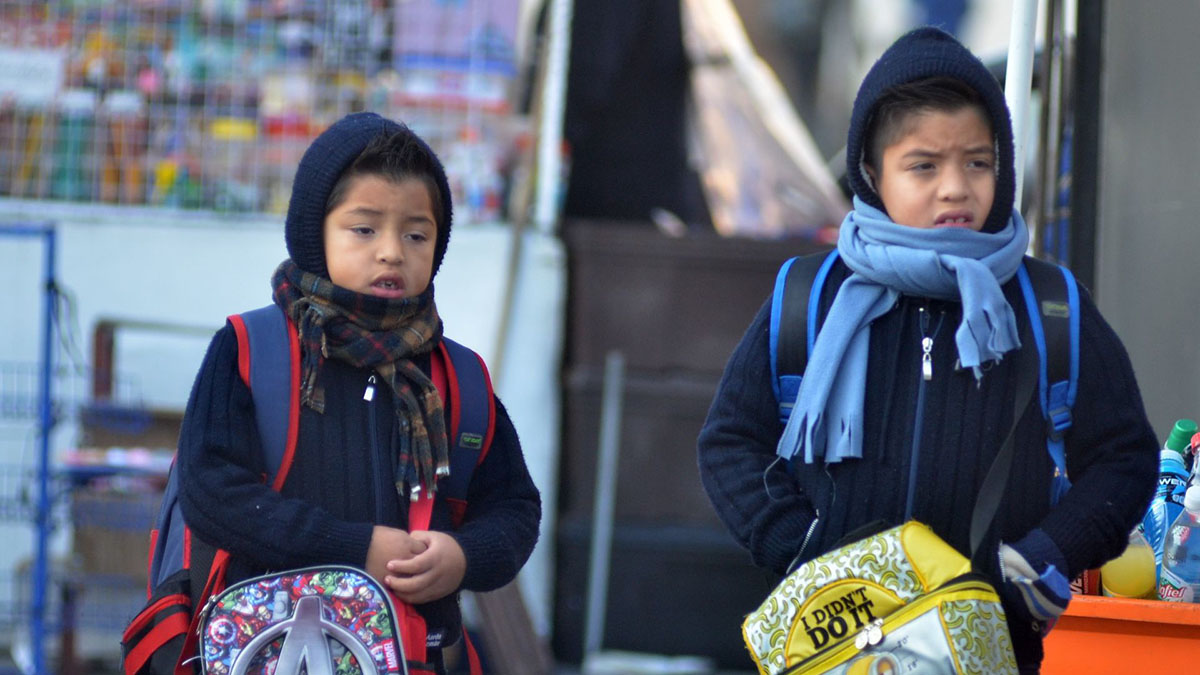 estudiantes frio niños - unotv.com