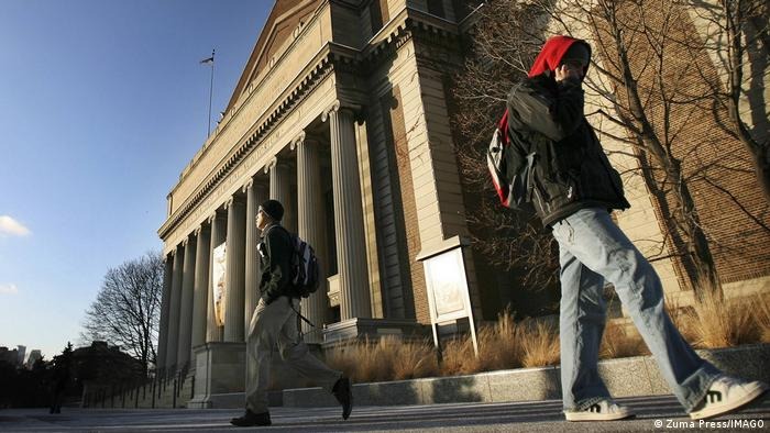 Facultad de derecho - dw