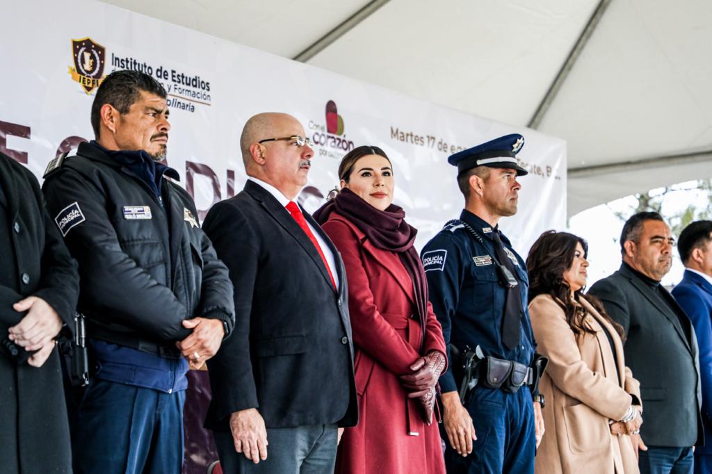 La mandataria estatal resaltó el valor del trabajo que realizan los agentes de Baja California
