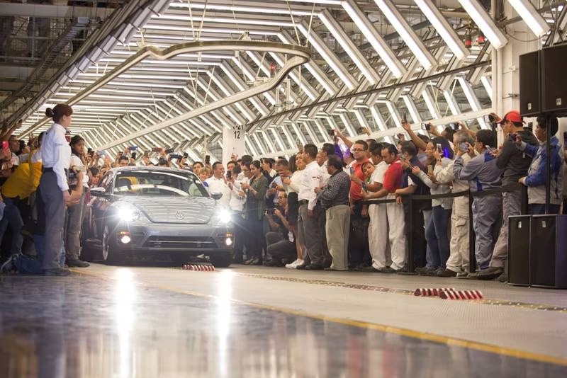 El financiero auto carro