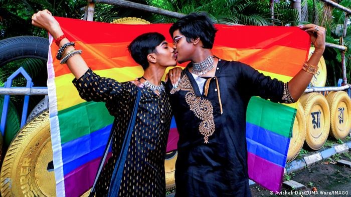 India Homosexual - dw