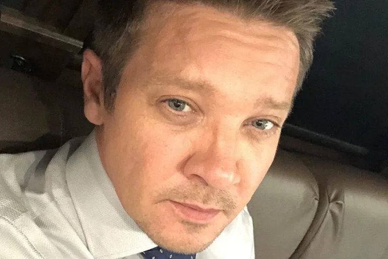 Jeremi renner - yahoo