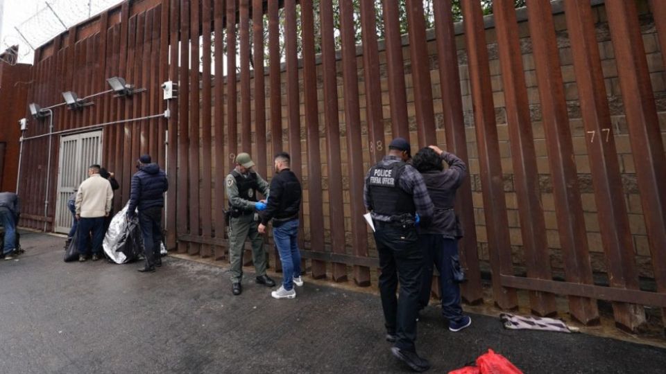 Abrirá centros migratorios EE UU en Guatemala y Colombia