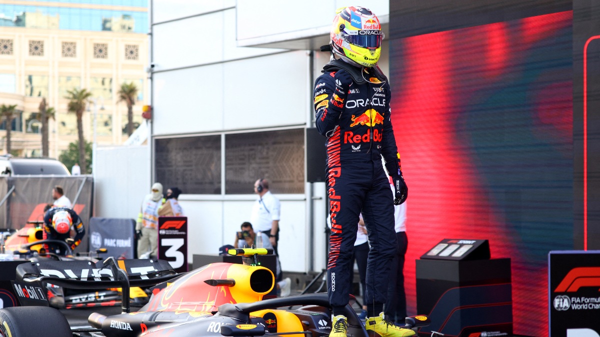 checo-perez-gana-la-carrera-sprint-del-gp-de-azerbaiyan
