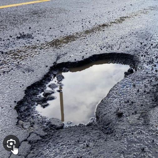 El gran bache - Foto de Twitter