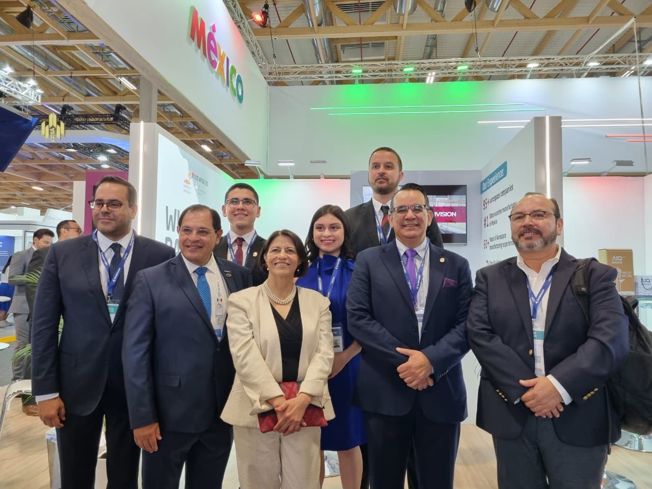 Comitiva de empresarios de Baja California 2-3