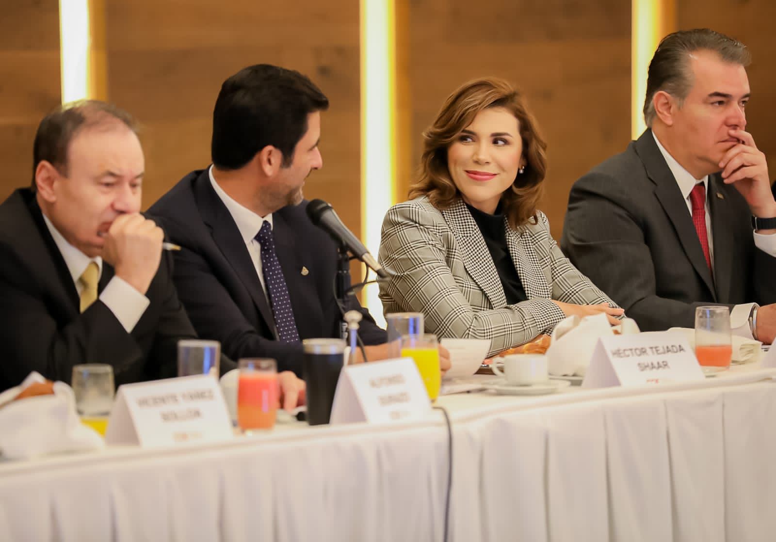 Reunion de Gobernadores de la Frontera Norte de México 03