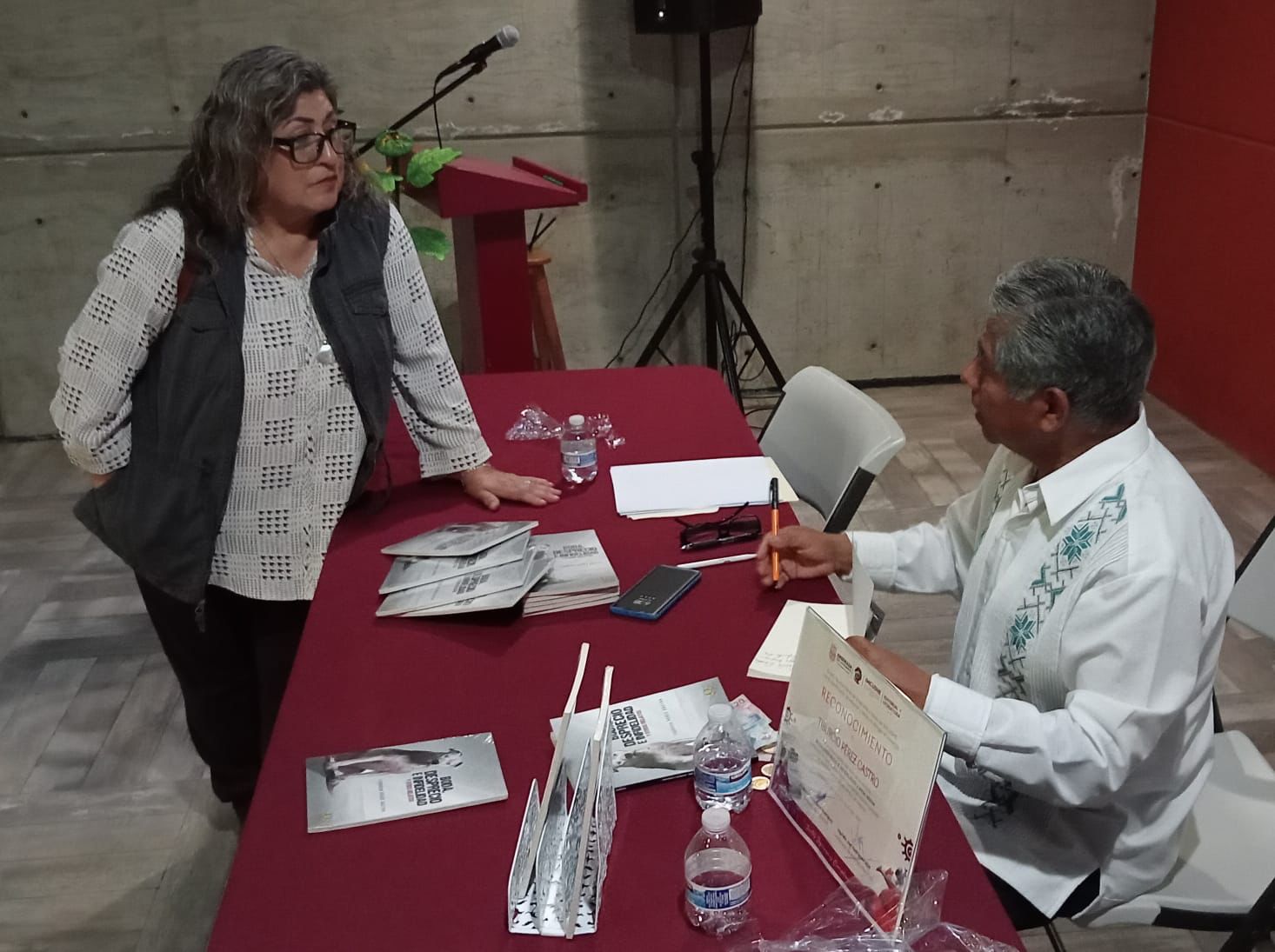 Boda, desprecio, e infidelidad y otros relatos, presentan libro en la Biblioteca Modelo 2-2
