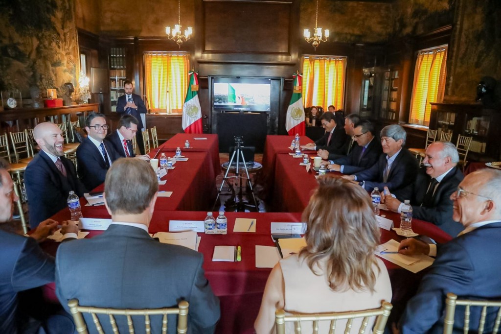 PRESENTA MARINA DEL PILAR ANTE TESLA LOS BENEFICIOS DE INVERTIR EN BAJA CALIFORNIA