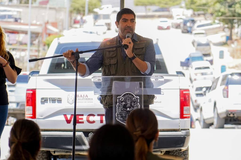 Unen esfuerzos Estado y Municipio en operativo para prevenir Rickettsia, anuncia Armando Ayala