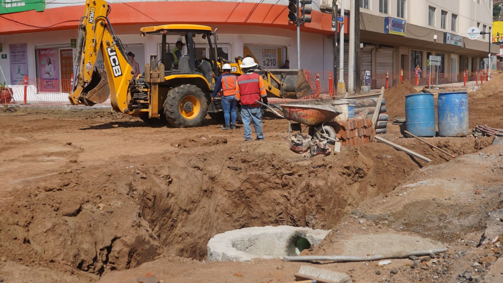A finales de septiembre concluirá la primera etapa de la rehabilitación de la Av. Juárez- Armando Ayala 3-5