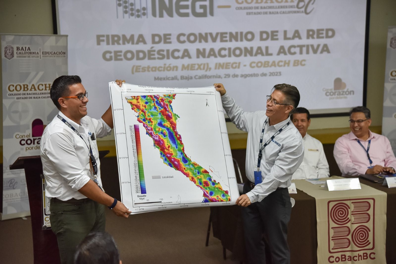 FIRMAN COBACH BC e INEGI CONVENIO PARA LA RED GEODÉSICA NACIONAL ACTIVA 2-5