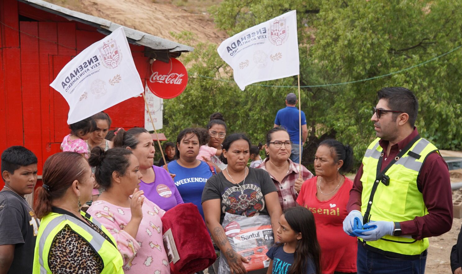 Recorre Armando Ayala zonas afectadas por el fenómeno Hilary