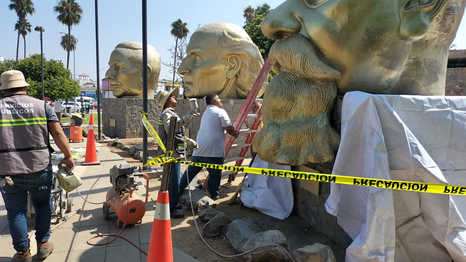 Brinda Gobierno de Ensenada mantenimiento a la Plaza Cívica de la Patria