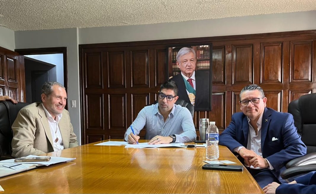 Cooperación entre Baja California y Mendoza en Sectores Aeroespacial y Vitivinícola