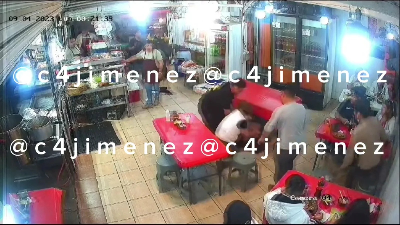 ReporteIndigo - Meseros peleas
