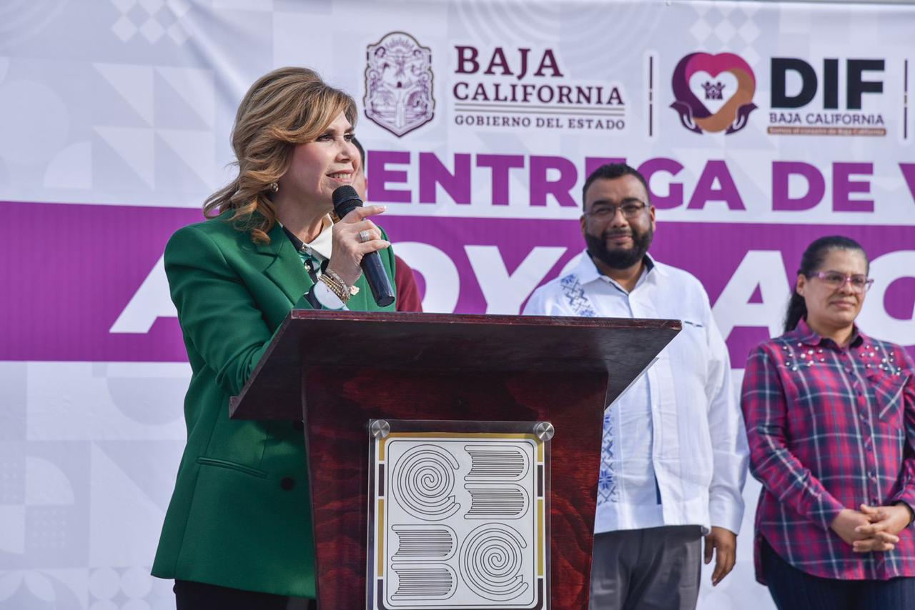 ENTREGA COBACH BC VÍVERES EN APOYO A PERSONAS DAMNIFICADAS POR EL HURACÁN OTIS 6-7