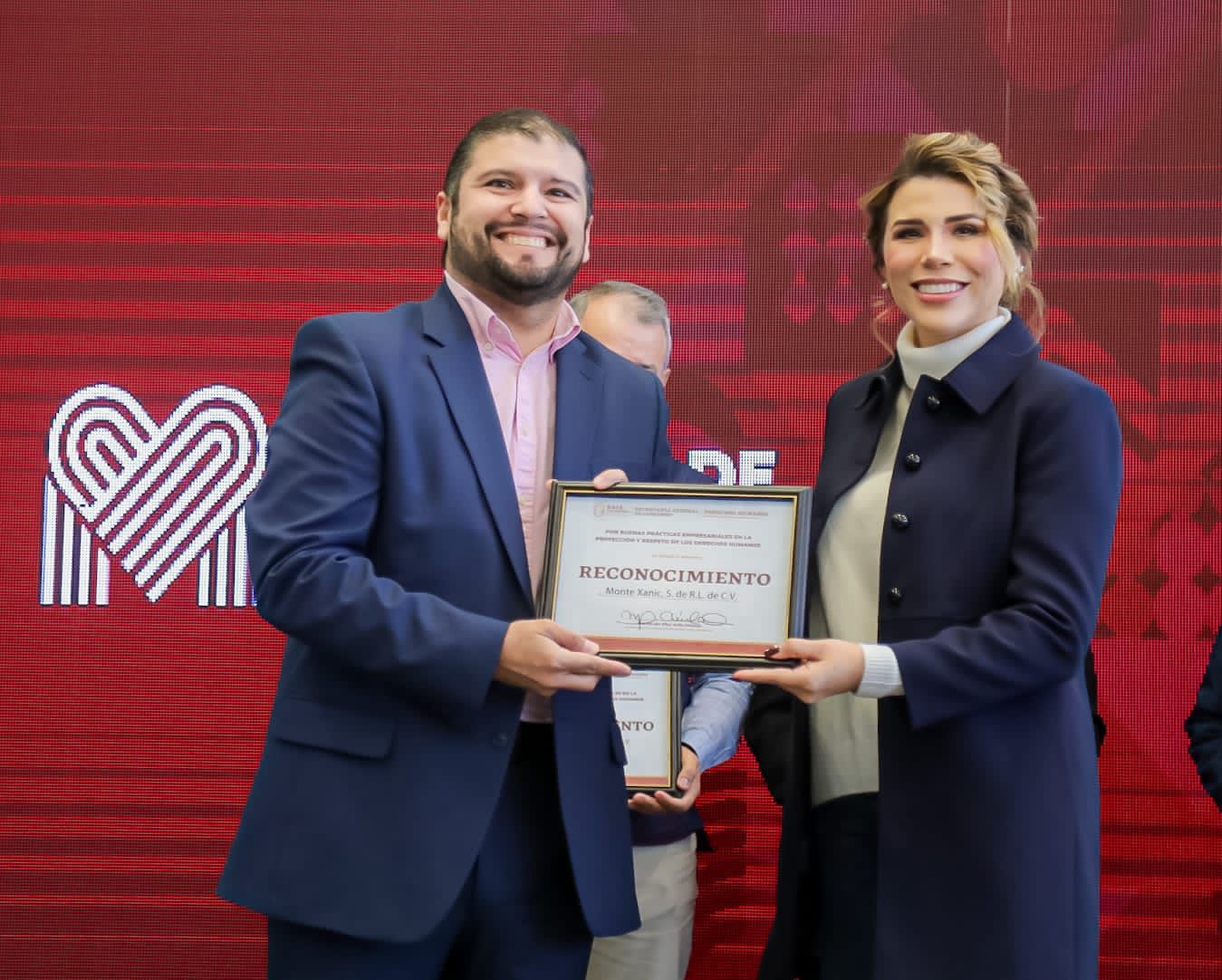 Este Miércoles, Marina del Pilar entregó un reconocimiento a empresas privadas socialmente responsables que promueven respeto a Derechos Humanos 2-4