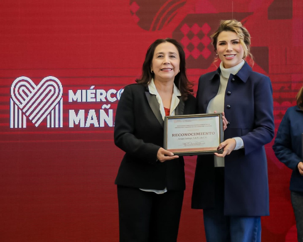 Este Miércoles, Marina del Pilar entregó un reconocimiento a empresas privadas socialmente responsables que promueven respeto a Derechos Humanos 4-5