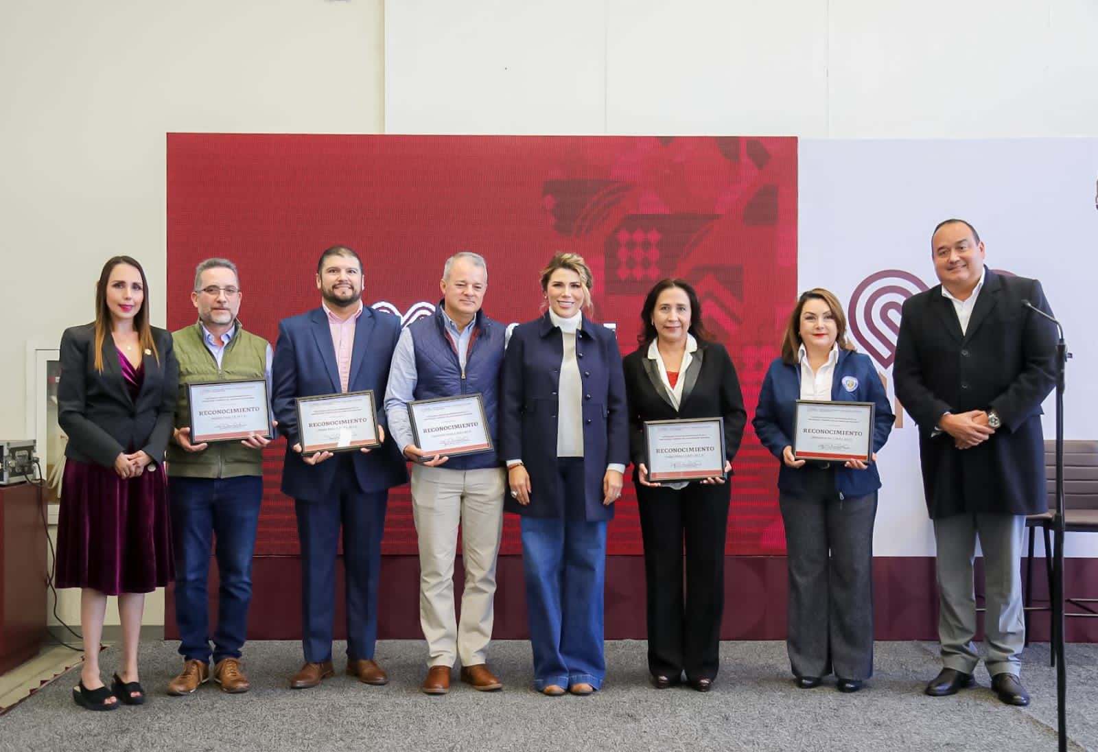 Marina del Pilar entregó un reconocimiento a empresas privadas socialmente responsables que promueven respeto a Derechos Humanos