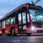 Llega a Xcaret primer autobús eléctrico armado en México