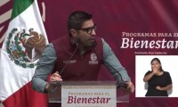 Armando Ayala recibe los abucheos del bienestar en Esenada - Foto de X