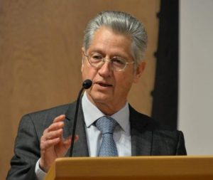 Cesa la ASF al auditor Agustín Caso Raphael