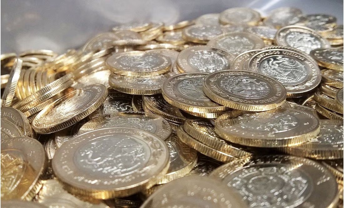 Dinero Monedas Peso - El Universal