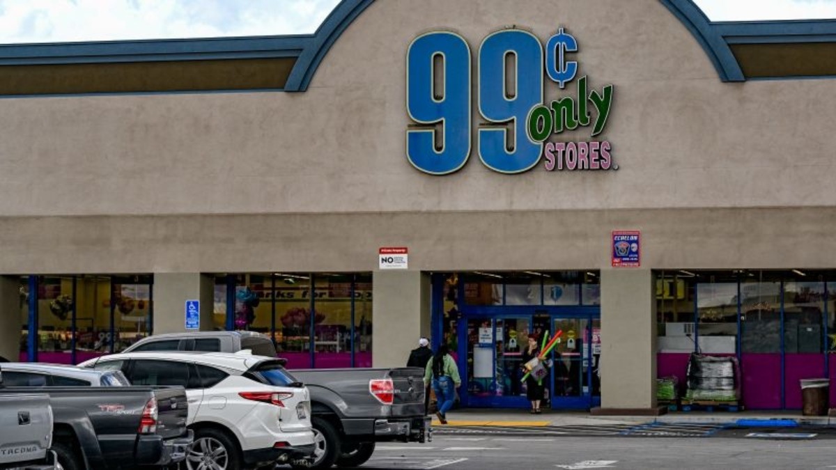 Tiendas 99 CNN Español