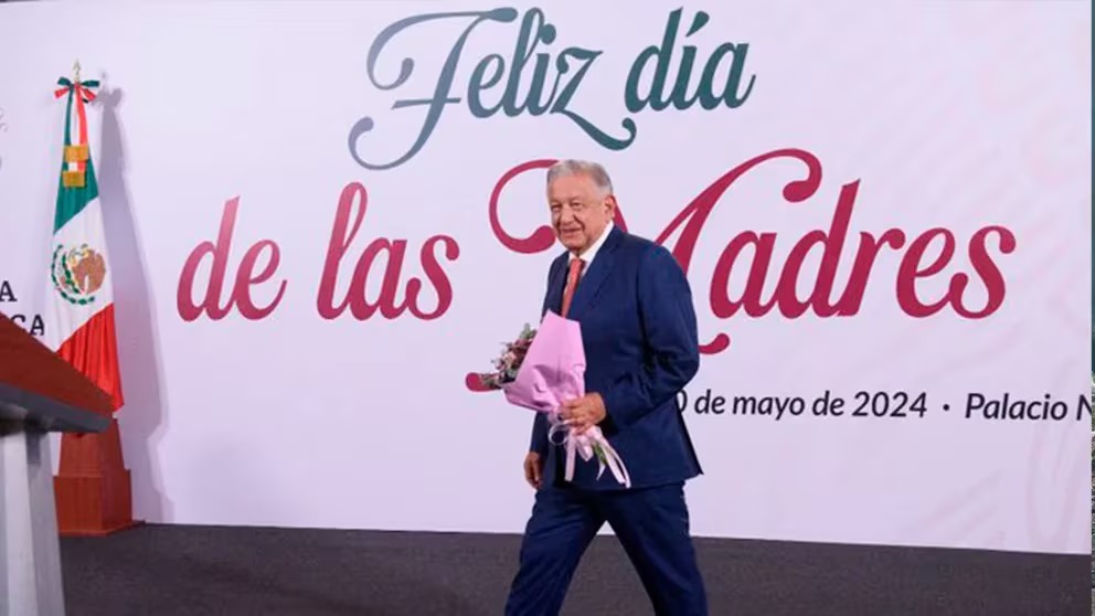 AMLO madres - Infobae