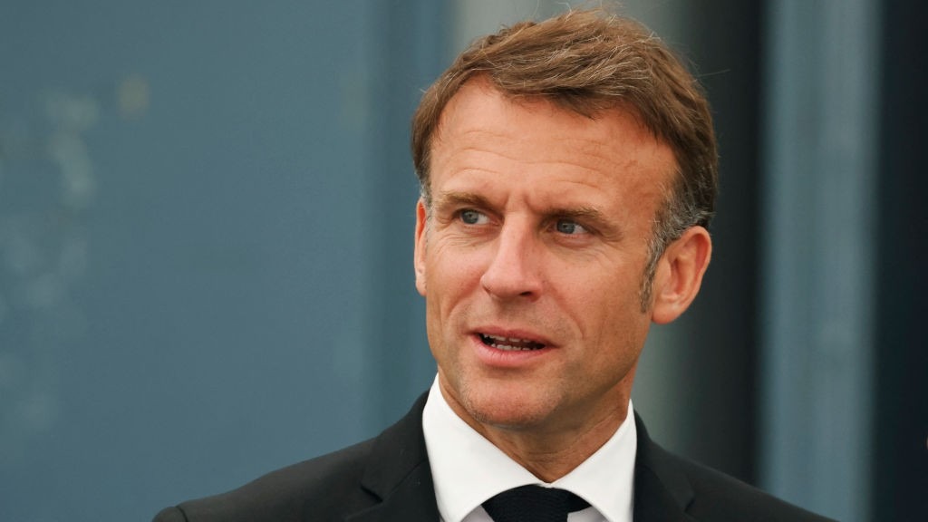 Macron - CNN