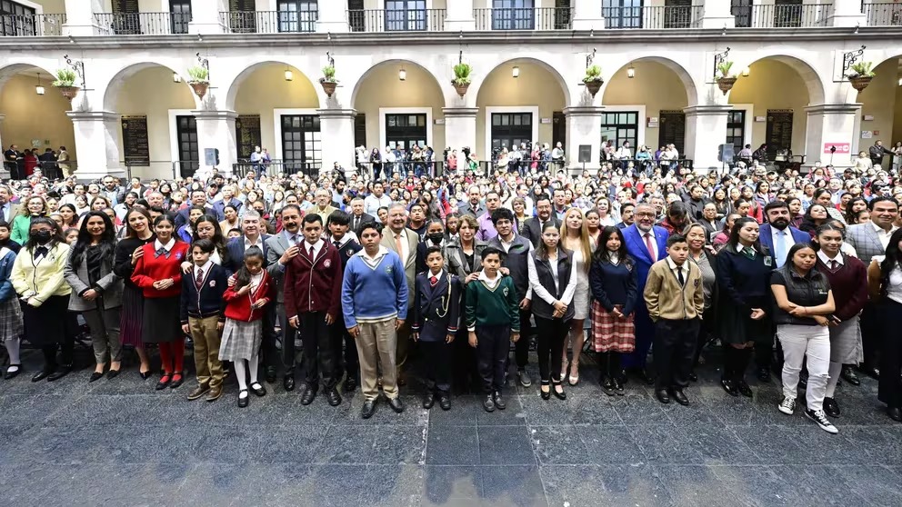 Infobae escuela beca